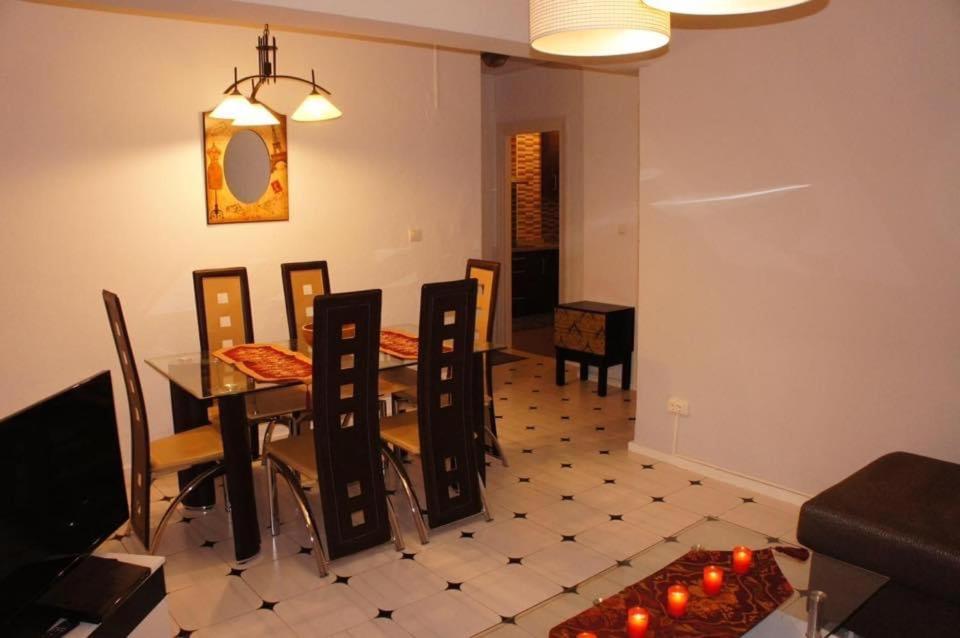 Cozy Apartment In Fuengirola! Baesta Laege Esterno foto