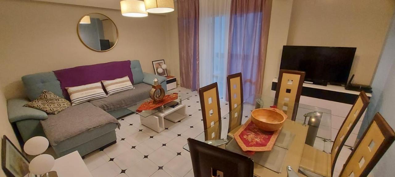 Cozy Apartment In Fuengirola! Baesta Laege Esterno foto